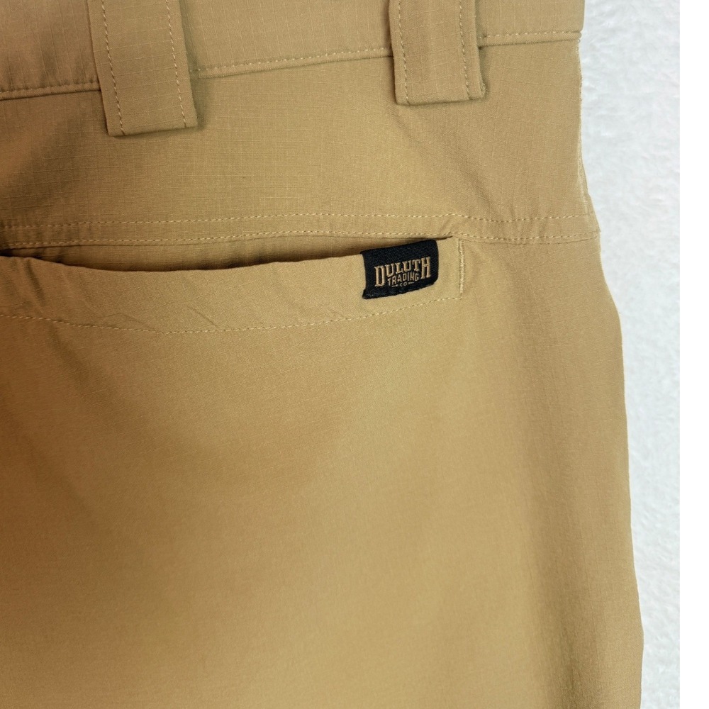 Duluth Trading Co Armachillo Cooling Pants Mens 40x32 Khaki Ripstop Hiking Work - Picture 10 of 13